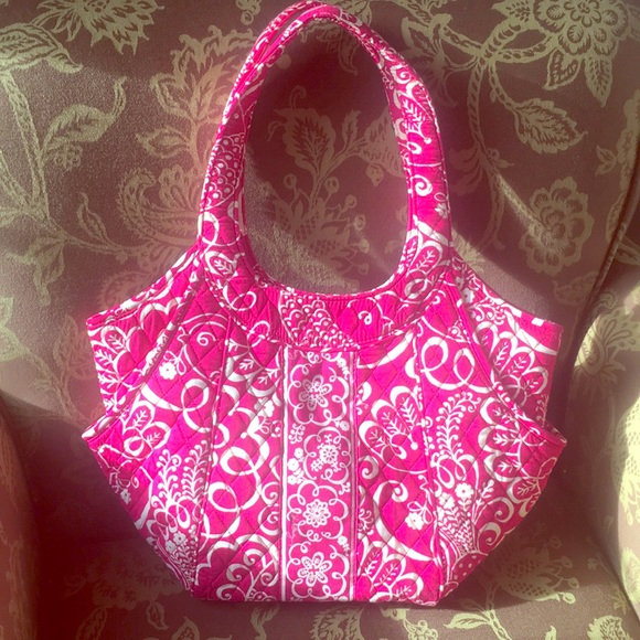 Vera Bradley Handbags - Vera Bradley Twirly Birds Pink Tote EUC